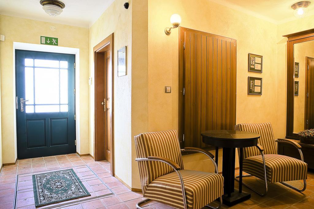 U Zvonu Apartments Чеський Крумлов Екстер'єр фото