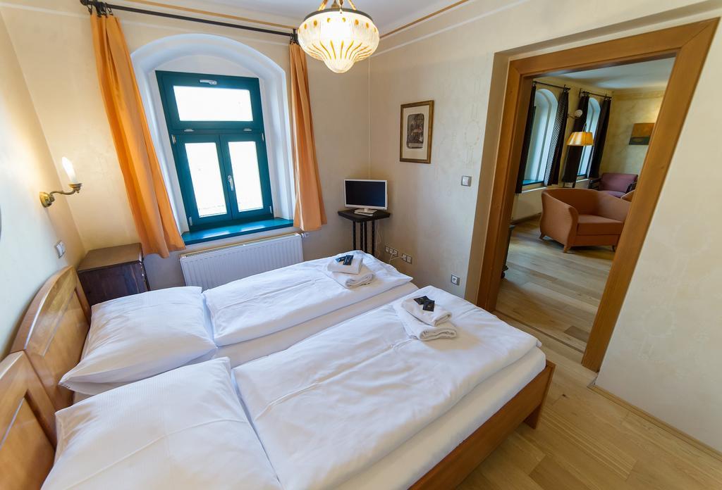 U Zvonu Apartments Чеський Крумлов Екстер'єр фото