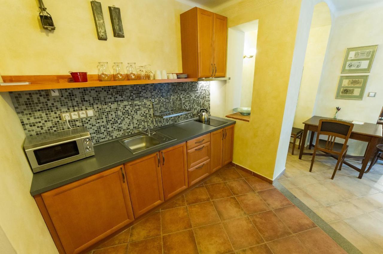 U Zvonu Apartments Чеський Крумлов Екстер'єр фото